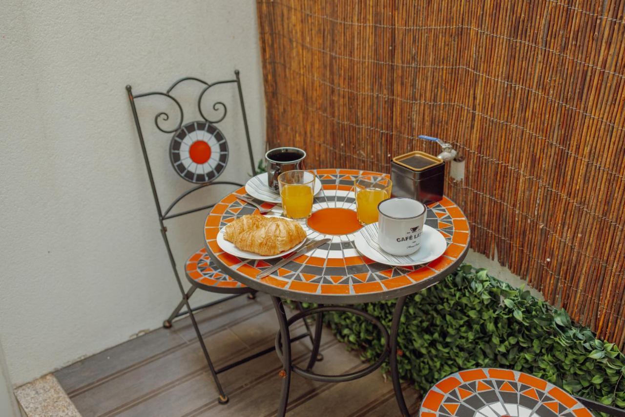 Aliados Suites By Homing OOporto Esterno foto
