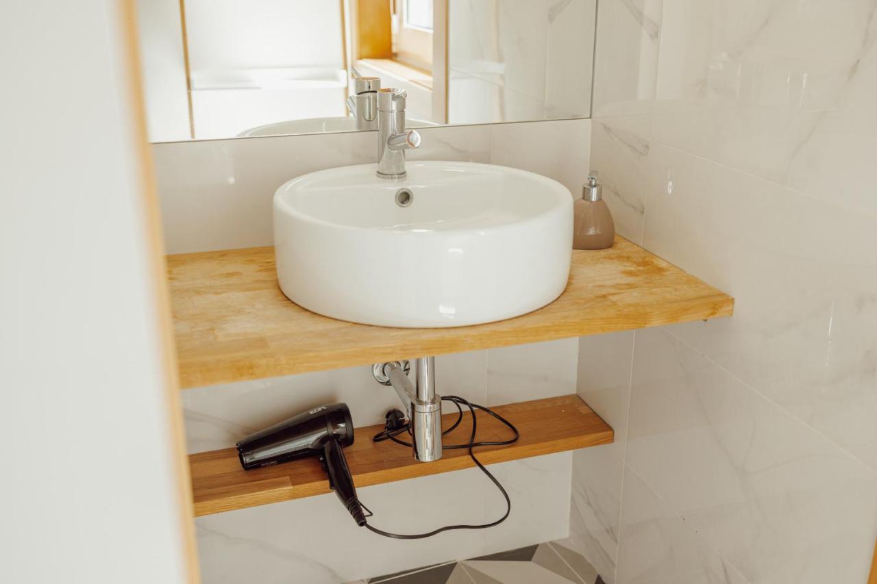 Aliados Suites By Homing OOporto Esterno foto