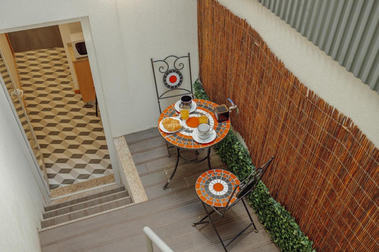 Aliados Suites By Homing OOporto Esterno foto